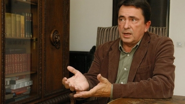 NAGLO SE POGORŠALO STANJE LANETA GUTOVIĆA: Glumac hitno priključen na respirator