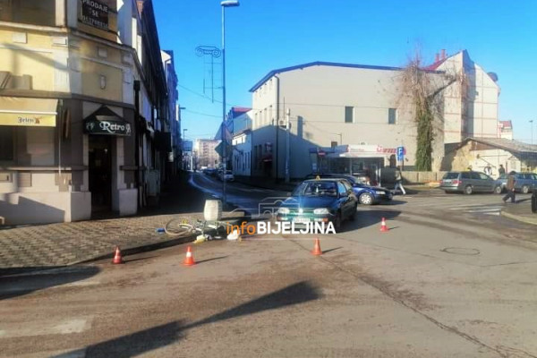 Bijeljina: Udaren biciklista kod autobuske /FOTO/