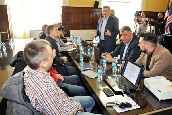 Mićić: Eksproprijaciju za drinski nasip izvršiti uz dogovor