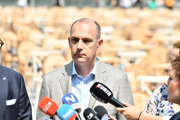 Lončar iznio DETALJE OPERACIJE Darka Glišića "On je na respiratoru"