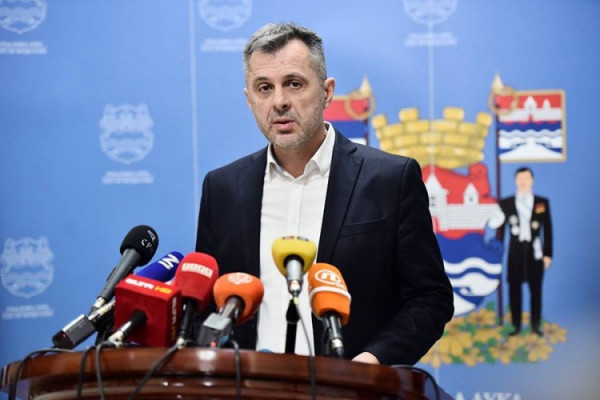 Nove mjere u Banjaluci: Ograničeno radno vrijeme, preporuka da djeca ne idu u vrtić