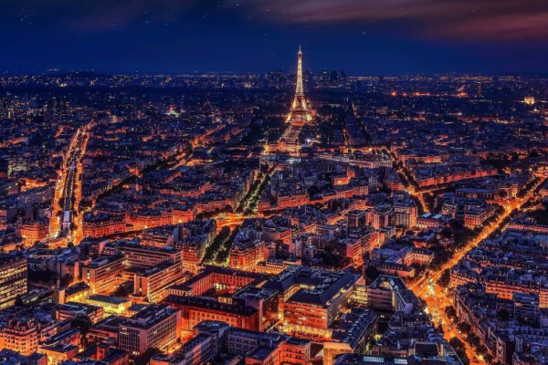 U Francuskoj od ponoći zatvoreni svi ugostiteljski objekti i neke radnje