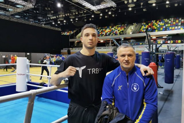 Bokseri iz Bijeljine blokirani u Londonu, čekaju pomoć Gradske uprave i Olimpijskog saveza BiH