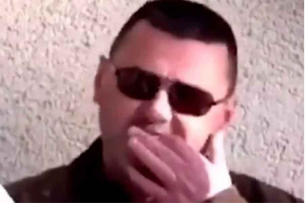 Direktor mostarske bolnice prstima ČAČKA ZUBE dok priča o virusu korona