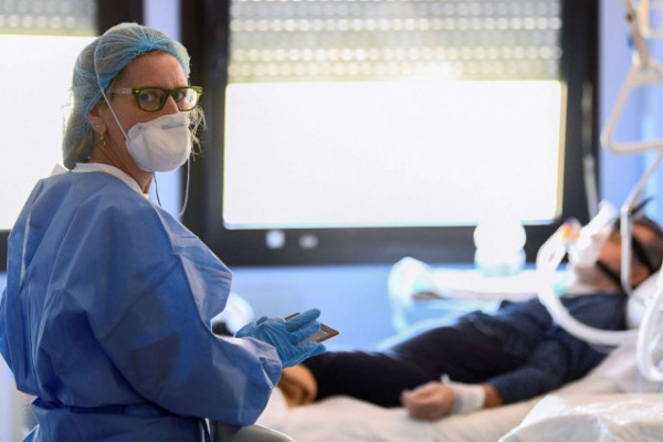 Dramatične poruke ljekara iz Bergama: Od lakih simptoma za par sati dolazi do teške upale pluća