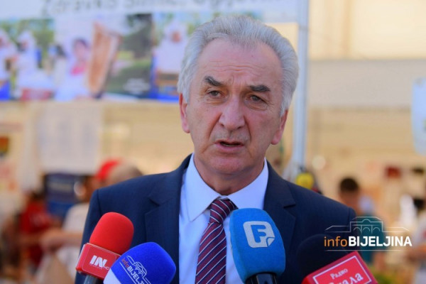 Šarović: Ne možemo podržati uvođenje vanrednog stanja