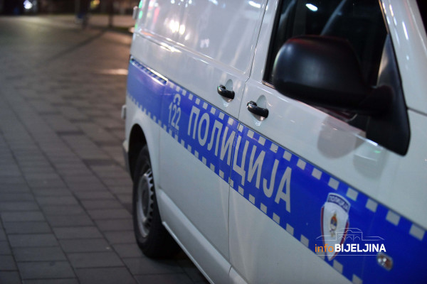 BMW-om bježao od policije, prijetio tokom hapšenja