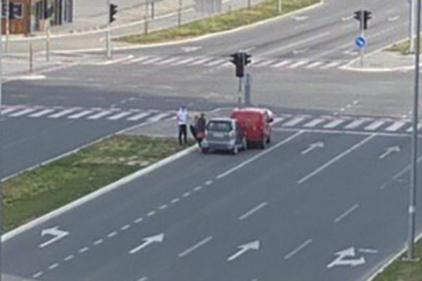 Sudarili se na potpuno pustoj ulici