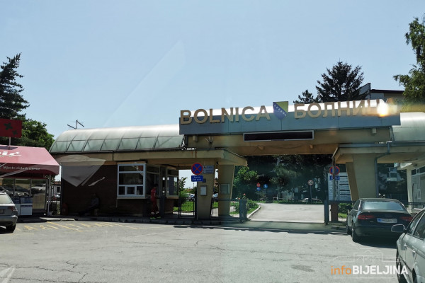 Stiglo 4.5 tone zaštitne medicinske opreme iz Kine