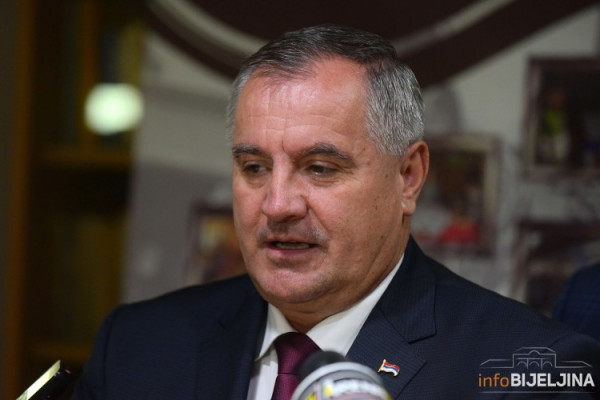 Višković: Kazniti sve odgovorne koji su prekršili naložene protokole