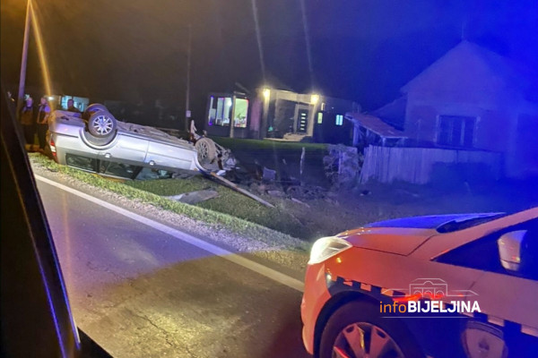 Ruhotina kod Bijeljine: Vozač teško povrijeđen u slijetanju auta