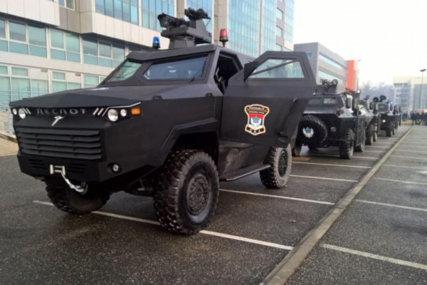 Pucao na policiju i komšiju, u hapšenju učestvovala SAJ i Despot