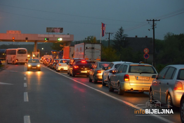 PALA ODLUKA Evo kako ćemo od sutra da prelazimo granicu sa Srbijom