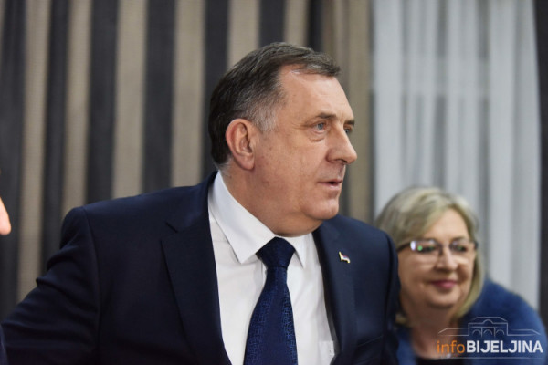 Dodik: Vlada RS će sutra tužiti guvernera Centralne banke BIH zbog sredstava MMF