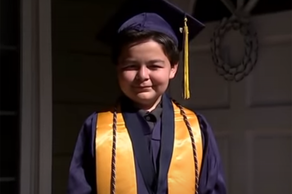 Najmlađi student u istoriji fakulteta, ima 13 godina i četiri diplome