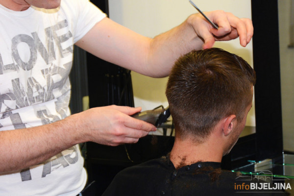 Odgađanje plaćanja doprinosa jedini izlaz za frizere i kozmetičare