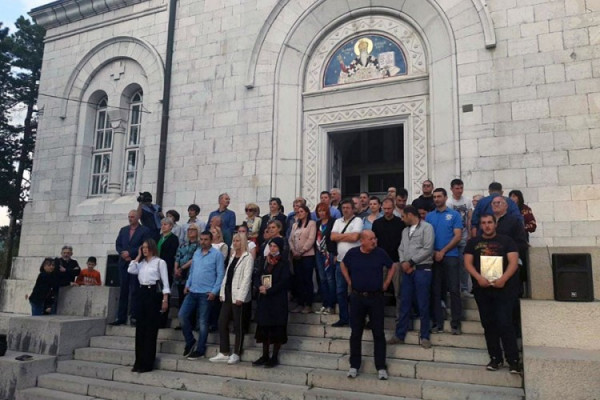 Policija privodi ili saslušava sveštenike širom Crne Gore