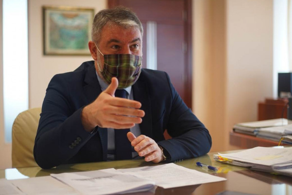 Šeranić: Ograničiti širenje virusa u zajednici, zatvaranje granica sada neefikasno