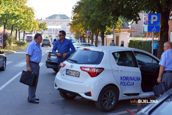 POJAČANA KONTROLA UGOSTITELJA Komunalna policija na terenu, kazne za one koji NE POŠTUJU PRAVILA