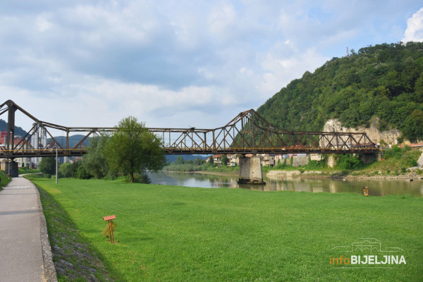 Pronađen mrtav muškarac na obali Drine