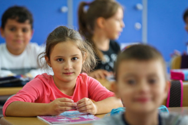 U RS dosad upisano 9.099 prvačića, tri godine zaredom manje od 10.000