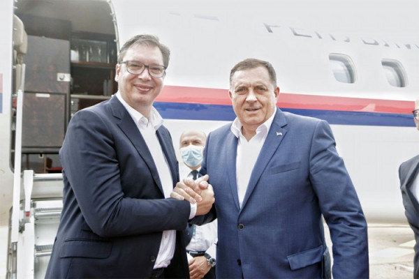 Delegacija Srbije, na čelu sa Vučićem, završila posjetu Srpskoj