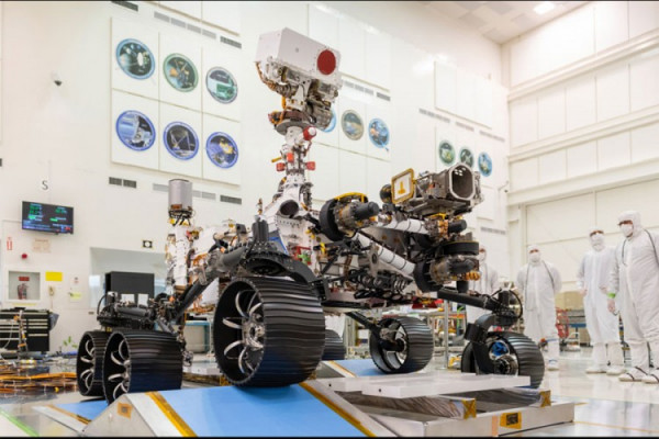 Rover NASA slijeće na krater Jezero na Marsu