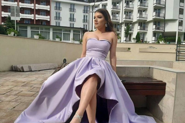 „SPAVAJ ANĐELE“ Školski drugari se EMOTIVNIM VIDEOM oprostili od tragično stradale Dragane