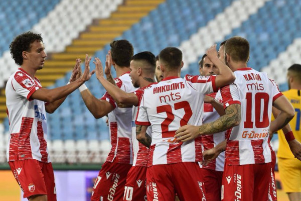 POZNATI DETALJI PUTA Zvezdu u Tirani čuvaju srpski bezbjednjaci