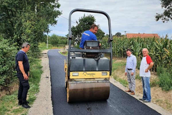 Za asfaltiranje u Ugljevičkoj Obriježi 110.000 KM