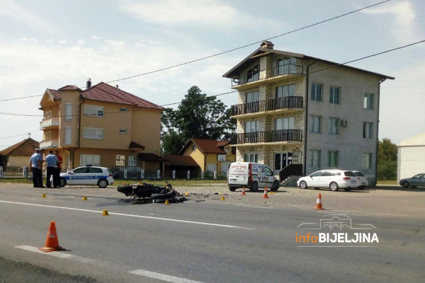 POGINUO MOTOCIKLISTA Detalji nesreće kod Bijeljine (FOTO)