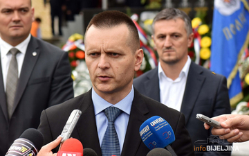 Lukač najavio još hapšenja lica koja su koristila “skaj” aplikaciju: MUP nastavalja sa prikupljanjem informacija