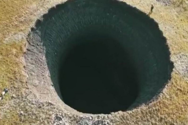 Pojava džinovskih rupa u tundrama Sibira za naučnike i dalje misterija