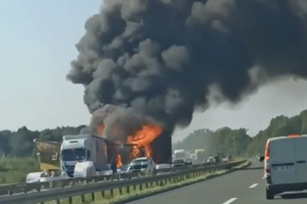 Haos na auto-putu kod Zagreba: Težak sudar, dvoje mrtvih, gore kamioni
