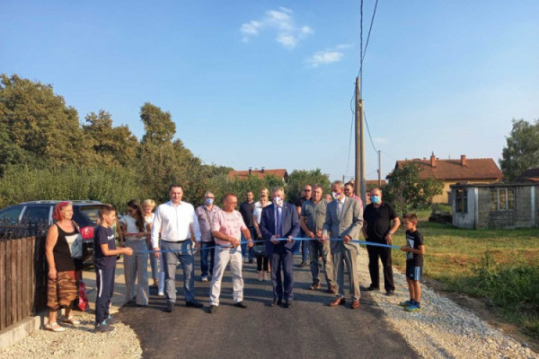 U Glavičicama pušten u saobraćaj novoasfaltirani put