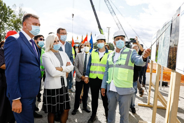 Rača: Region mostovima spaja narode i jača privredu