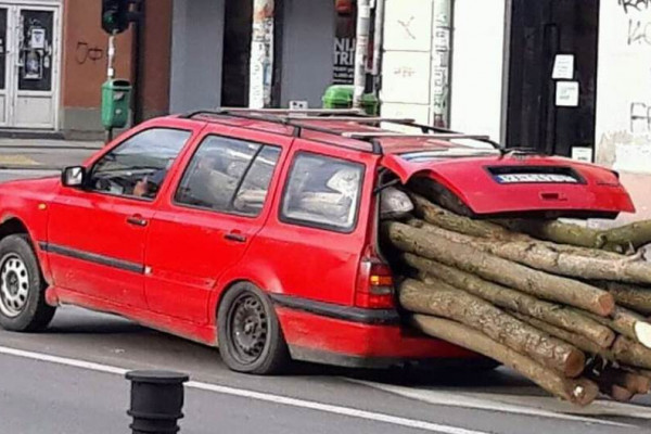 Slika koja je nasmijala cijelu regiju: "Šta bi se dogodilo da udari nekoga?!"