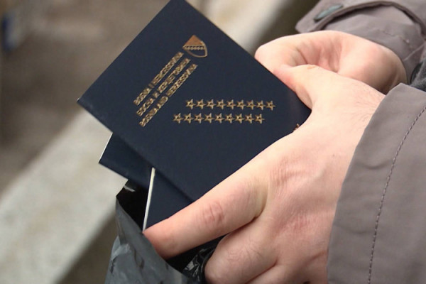IDDEEA naslućuje novi haos sa nabavkom pasoša i ličnih karti