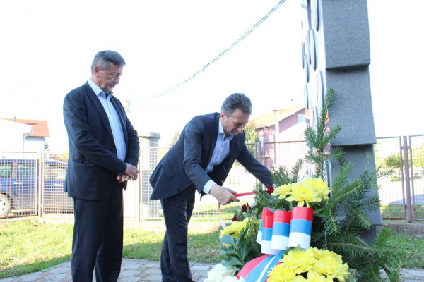 Pomen poginulim borcima iz Novog Naselja kod Ugljevika