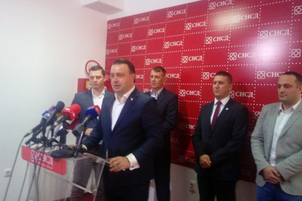 Mihajlović: Prekompozicija vlasti daje dobre rezultate