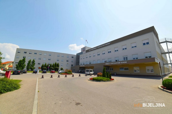 Od 10 bolesnika u kovid bolnici jedan na respiratoru