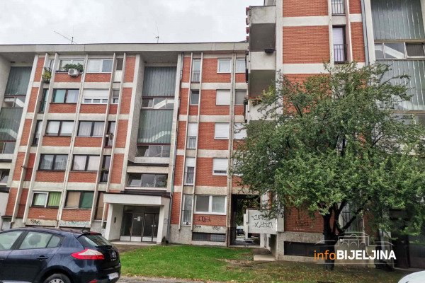 SAMOUBISTVO U BIJELJINI Žena skočila sa zgrade