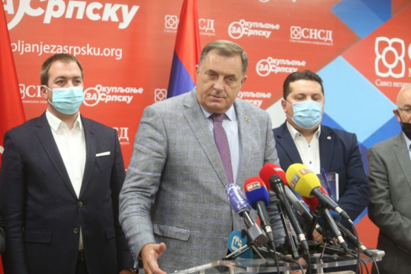 Dodik: Već sutra ćemo razriješiti kadrove DNS KOJI PRAVE PROBLEME