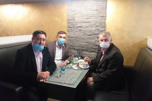 Advokat Miodrag Stojanović dao podršku Petroviću i Markoviću
