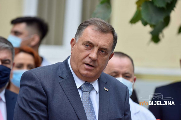 Dodik: Poziv stanovnicima da budu disciplinovani da se smanji broj zaraženih
