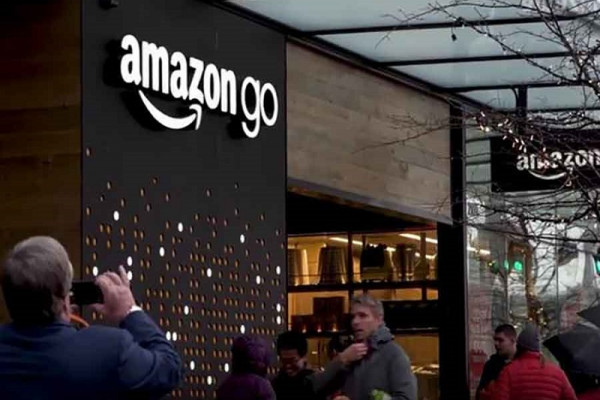 Amazon otvorio prvi evropski centar za vazdušnu dostavu pošiljki