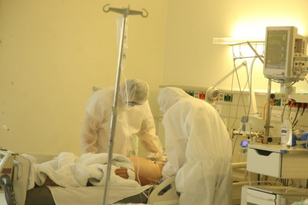 BOLNICE PREBUKIRANE Na liječenju završi SVAKI DVANAESTI kod kojeg je potvrđena KORONA