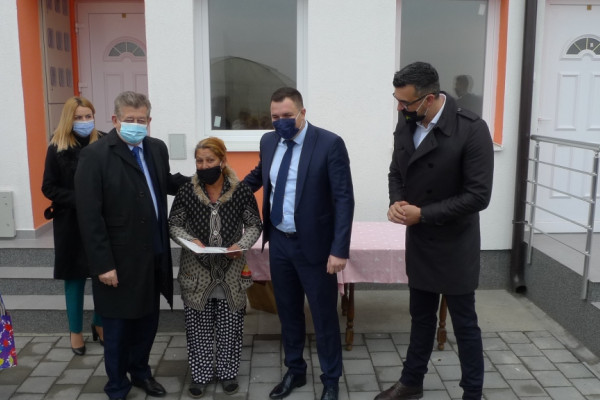 Stanovi za šest romskih porodica