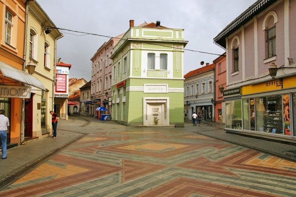 Da je više ljudi nosilo masku, a manje sjedilo po feštama bilo bi manje i oboljelih