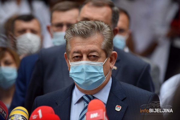 Mićo Mićić pozitivan na korona virus